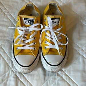 Yellow converse